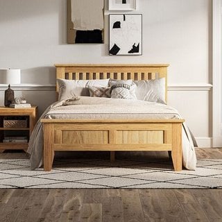 Lot 13  
            Marchington SR11 - Delivery or Collection 

                
OAK FURNITURELAND BEVEL SOLID OAK DOUBLE BED - ORIGINAL RRP £461.56: LOCATION - D...