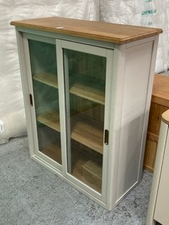 Lot 20  
            Marchington SR11 - Delivery or Collection 

                
OAK FURNITURELAND HENLEY SMALL DRESSER TOP: LOCATION - D3