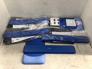 Lot 1003  
            Marchington SR13 - Parcel Delivery Only 
                
4 X MOSISO COMPUTER WRIST RESTS IN BLUE-ORIGINAL COMBINED RRP £100: LOCATION - C16