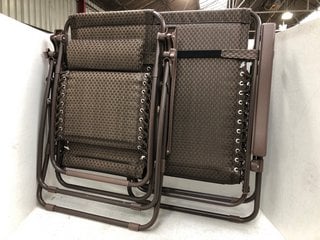 Lot 1011  
            Marchington SR13 - Parcel Delivery Only 

                
2 X GARDEN RELAXER CHAIRS IN GOLD MULTI: LOCATION - C16
