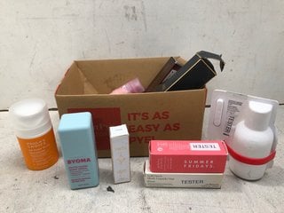 Lot 1015  
            Marchington SR13 - Parcel Delivery Only 

                
QTY OF ASSORTED BEAUTY ITEMS TO INCLUDE VIEVE LIP DEW GLOSSY LIP OIL IN STRAWBERR...