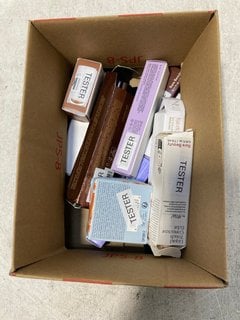 Lot 1024  
            Marchington SR13 - Parcel Delivery Only 

                
QTY OF ASSORTED BEAUTY ITEMS TO INCLUDE 8ML GLOSSIER FOR YOU EAU DE PARFUM: LOCAT...