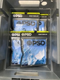 Lot 1049  
            Marchington SR13 - Parcel Delivery Only 
                
6 X PAIRS OF PSD MENS CORE STANDARD BOXER SHORTS IN BLUE-VARIOUS SIZES TO INCLUDE...