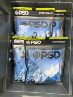 Lot 1050  
            Marchington SR13 - Parcel Delivery Only 
                
6 X PAIRS OF PSD MENS CORE STANDARD BOXER SHORTS IN BLUE-VARIOUS SIZES TO INCLUDE...