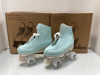 Lot 1081  
            Marchington SR13 - Parcel Delivery Only 

                
3 X PAIRS OF WOMENS ROLLER SKATES IN WHITE FLASH - UK SIZE: 5: LOCATION - C13