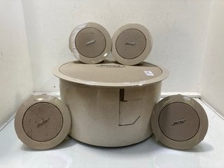 Lot 1089  
            Marchington SR13 - Parcel Delivery Only 

                
SET OF 5 BOSE CEILING SPEAKERS - MODEL NO. FREESPACE 3 SATELLITE: LOCATION - C13