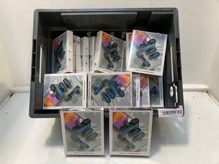 Lot 1094  
            Marchington SR13 - Parcel Delivery Only 

                
QTY OF WIRELESS LAVALIER MICROPHONE PACKS - MODEL NO. J3: LOCATION - C13