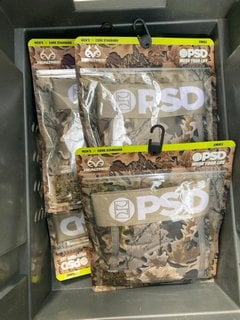 Lot 1121  
            Marchington SR13 - Parcel Delivery Only 

                
7 X PSD MENS TRUNKS - UK SIZE: LARGE AND XX LARGE: LOCATION - C12