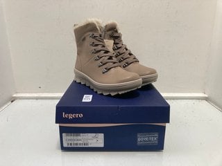 Lot 1171  
            Marchington SR13 - Parcel Delivery Only 

                
LEGERO WOMENS BEIGE SHOES - UK SIZE: 4 - ORIGINAL RRP: £130.00: LOCATION - C9