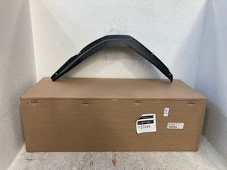Lot 1247  
            Marchington SR13 - Parcel Delivery Only 

                
YAMAHA GENUINE PARTS BB5-F15EO-VO FRONT FENDER ASSEMBLY FOR YAMAHA KODIAK 450 ATV...
