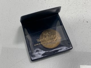 Lot 1336  
            Marchington SR13 - Parcel Delivery Only 

                
QUEEN ELIZABETH II 90TH BIRTHDAY COMMEMORATIVE FIVE POUND IN GILDED CUPRO-NICKEL ...