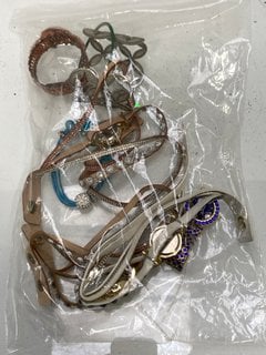 Lot 1386  
            Marchington SR13 - Parcel Delivery Only 

                
A COLLECTION OF WRISTWATCHES AND COSTUME JEWELLERY: LOCATION - C3