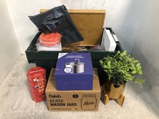 Lot 520  
            Marchington SR13 - Parcel Delivery Only 

                
QTY OF ASSORTED HOUSEHOLD ITEMS TO INCLUDE ORIGINAL AEROPRESS COFFEE FILTER: LOCA...
