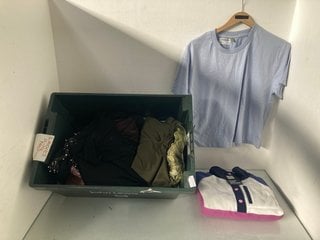 Lot 577  
            Marchington SR13 - Parcel Delivery Only 

                
QTY OF ASSORTED WOMENS CLOTHING - SIZE UK MEDIUM & 12-14 TO INCLUDE GYM + COFFEE ...