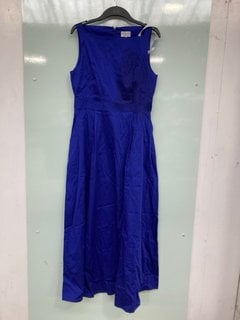 Lot 609  
            Marchington SR13 - Parcel Delivery Only 

                
JASPER CONRAN WOMENS SLASH NECK DRESS IN BLUE - SIZE UK 14: LOCATION - A1