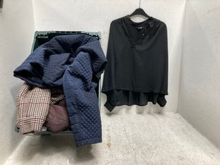 Lot 633  
            Marchington SR13 - Parcel Delivery Only 

                
QTY OF ASSORTED WOMENS CLOTHING - SIZE UK MEDIUM & 12 TO INCLUDE CHOIXX SLIM FIT ...