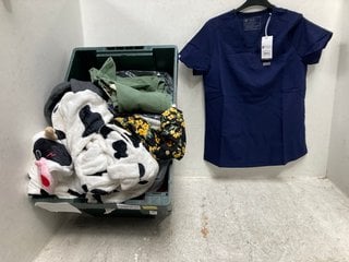 Lot 637  
            Marchington SR13 - Parcel Delivery Only 

                
QTY OF ASSORTED WOMENS CLOTHING - SIZE UK SMALL & 10 TO INCLUDE NEW COLLECTION HI...