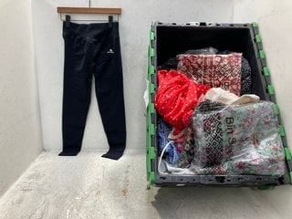 Lot 661  
            Marchington SR13 - Parcel Delivery Only 

                
QTY OF ASSORTED WOMENS CLOTHING - SIZE UK LARGE & 14 TO INCLUDE ROMAN POLKA DOT B...