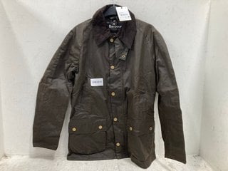 Lot 663  
            Marchington SR13 - Parcel Delivery Only 

                
BARBOUR MENS ASHBY WAX JACKET IN BROWN - SIZE UK S - ORIGINAL RRP £249: LOCATION ...