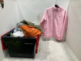 Lot 669  
            Marchington SR13 - Parcel Delivery Only 

                
QTY OF ASSORTED WOMENS CLOTHING - SIZE UK MEDIUM & 12 TO INCLUDE CREW CLOTHING CO...