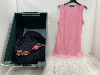 Lot 682  
            Marchington SR13 - Parcel Delivery Only 

                
QTY OF ASSORTED WOMENS CLOTHING - SIZE UK LARGE & 16-18 TO INCLUDE STRAPPY LACE D...