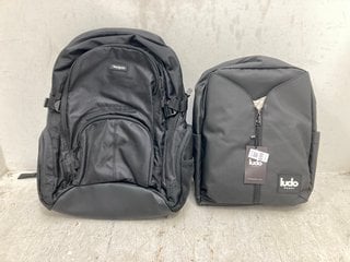Lot 699  
            Marchington SR13 - Parcel Delivery Only 

                
LUDO PADEL SMALL BACKPACK IN BLACK TO INCLUDE TARGUS CLASSIC 32 LITRE BACKPACK IN...