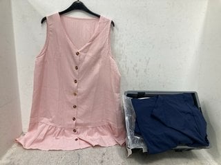 Lot 714  
            Marchington SR13 - Parcel Delivery Only 

                
QTY OF ASSORTED WOMENS CLOTHING - SIZE UK 18 & XL+ TO INCLUDE EMERY ROSE SLEEVELE...