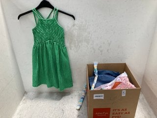 Lot 729  
            Marchington SR13 - Parcel Delivery Only 

                
QTY OF ASSORTED CHILDRENS CLOTHING IN VARIOUS SIZES TO INCLUDE ZARA GIRLS GINGHAM...