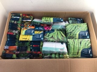 Lot 777  
            Marchington SR13 - Parcel Delivery Only 

                
BOX OF JOHNSONS ASSORTED SEEDS TO INCLUDE PEAS (EARLY) LITTLE MARVEL SEEDS - BBE:...