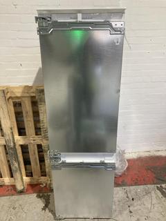Lot 573  
            Birmingham SR103  - Collection or Optional Delivery Available 

                
ECO AIRFLOW FRIDGEFREEZER