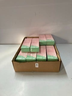 Lot 197  
            Nottingham SR1 - Delivery Only 

                
BOX OF SHINLEA HAIR BRUSHES - MODEL - 30595