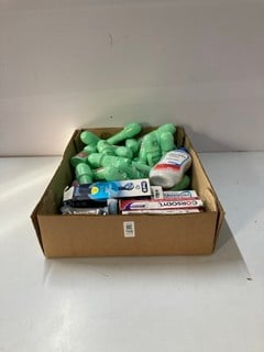 Lot 198  
            Nottingham SR1 - Delivery Only 

                
BOX OF VARIOUS HYGIENE ITEMS INC. CORSODLY DAILY MOUTHWASH