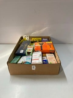 Lot 199  
            Nottingham SR1 - Delivery Only 

                
BOX OF VARIOUS HEALTH ITEMS INC. NAIR HAIR REMOVER BRUSH ON CREAM