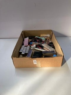 Lot 206  
            Nottingham SR1 - Delivery Only 
                
BOX OF VARIOUS BEAUTY ITEMS INC. KIKO MILANO WEIGHTLESS PERFECTION WET AND DRY PO...