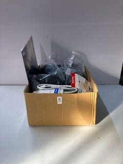 Lot 210  
            Nottingham SR1 - Delivery Only 
                
BOX OF VARIOUS ITEMS INC. SANDISK ULTRA MICRO SDHD - 32GB