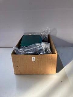 Lot 211  
            Nottingham SR1 - Delivery Only 
                
BOX OF VARIOUS CABLES INC. KABELDIREKT RCA CABLE 2