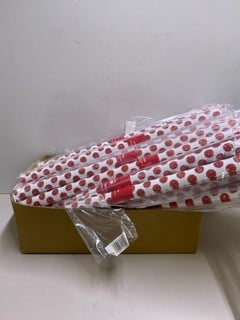 Lot 311  
            Nottingham SR1 - Delivery Only 

                
BOX OF COMIC RELIEF GIFT WRAP