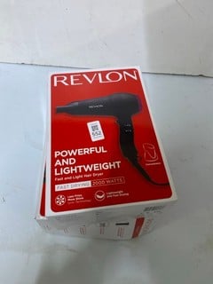 Lot 552  
            Nottingham SR1 - Delivery Only 

                
2 X REVLON ITEMS INC. FAST AND LIGHT HAIR DRYER