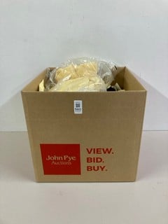 Lot 560  
            Nottingham SR1 - Delivery Only 

                
BOX OF VARIOUS DESIGNER CLOTHING - MULTIPLE SIZES & MULTIPLE COLOURS