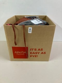 Lot 562  
            Nottingham SR1 - Delivery Only 

                
BOX OF VARIOUS DESIGNER CLOTHING - MULTIPLE SIZES & MULTIPLE COLOURS