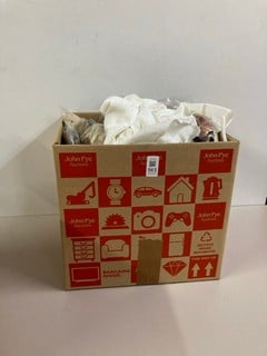 Lot 563  
            Nottingham SR1 - Delivery Only 

                
BOX OF VARIOUS DESIGNER CLOTHING - MULTIPLE SIZES & MULTIPLE COLOURS