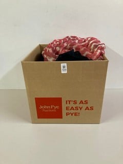 Lot 569  
            Nottingham SR1 - Delivery Only 

                
BOX OF VARIOUS DESIGNER CLOTHING - MULTIPLE SIZES & MULTIPLE COLOURS
