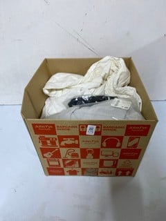 Lot 575  
            Nottingham SR1 - Delivery Only 

                
BOX OF VARIOUS DESIGNER CLOTHING - MULTIPLE SIZES & MULTIPLE COLOURS