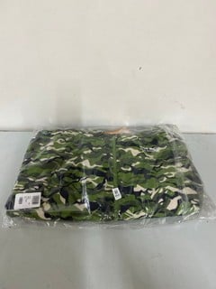 Lot 666  
            Nottingham SR1 - Delivery Only 

                
REGATTA GREAT OUTDOORS CAMOUFLAGE JACKET - GREEN CAMO - SIZE 9-13YEARS