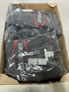 Lot 688  
            Nottingham SR1 - Delivery Only 

                
BOX OF VARIOUS DESIGNER CLOTHING - MULTIPLE SIZES & MULTIPLE COLOURS