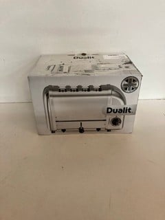 Lot 204  
            Nottingham SR2 - Delivery Only 

                
DUALIT 4 SLICE TOASTER
