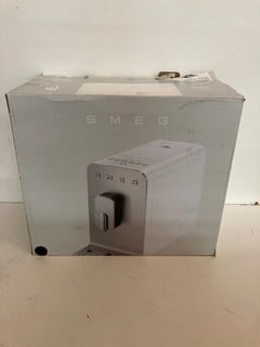 Lot 206  
            Nottingham SR2 - Delivery Only 

                
SMEG BEAN TO CUP COFFEE MAKER