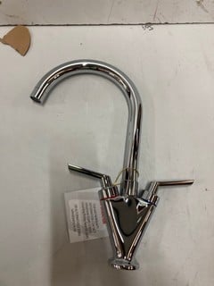 Lot 285  
            Nottingham SR2 - Delivery Only 

                
PLUTO WATER TAP