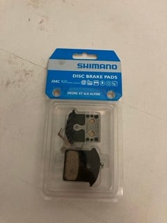 Lot 409  
            Nottingham SR2 - Delivery Only 

                
QTY OF SHIMANO DISC BRAKE PADS