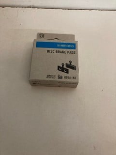 Lot 412  
            Nottingham SR2 - Delivery Only 

                
QTY OF SHIMANO DISC BRAKE PADS
